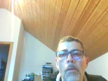 Gen3841 Chaturbate stream image from January 15, 2025