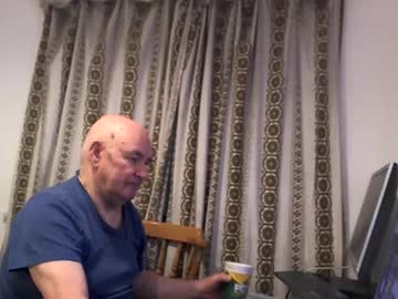 Hermeneutika Chaturbate stream image from January 15, 2025