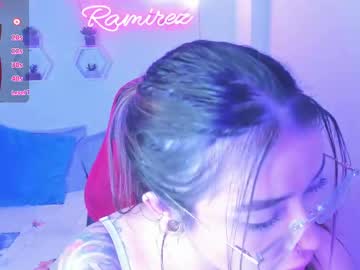 Asukagio Chaturbate stream image from January 15, 2025