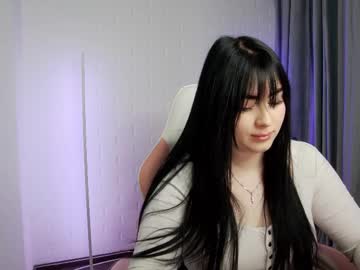 Evasavoy Chaturbate stream image from January 15, 2025