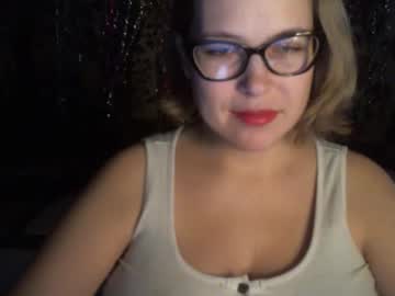 Kindsweet Chaturbate stream image from January 15, 2025