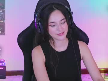 Xmialozanoxx Chaturbate stream image from January 15, 2025