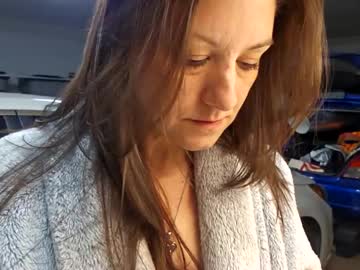 Ashelynngrey1986 Chaturbate stream image from January 15, 2025