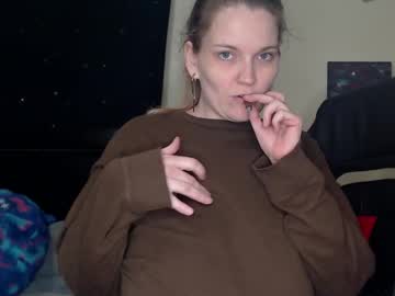 Toxiclilly Chaturbate stream image from January 15, 2025
