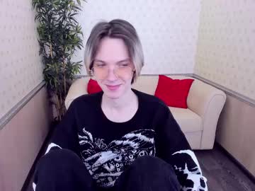 Lynxmoll Chaturbate stream image from January 15, 2025