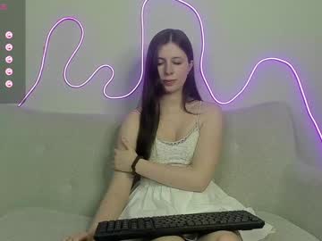 Megancrem Chaturbate stream image from January 15, 2025