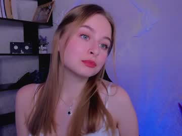 Peach_Sophie Chaturbate stream image from January 15, 2025