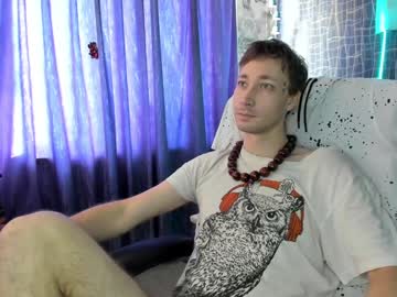 Honeyavgust Chaturbate stream image from January 15, 2025