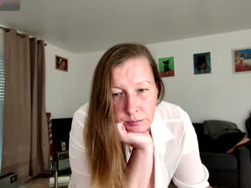 Lelena1319 Chaturbate stream image from January 15, 2025