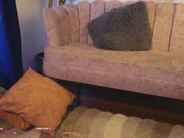 Bunnycute_Shy Chaturbate stream image from January 15, 2025