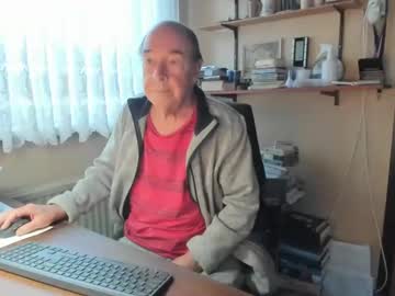 Cammee Chaturbate stream image from January 15, 2025