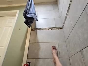 Guyintie Chaturbate stream image from January 15, 2025