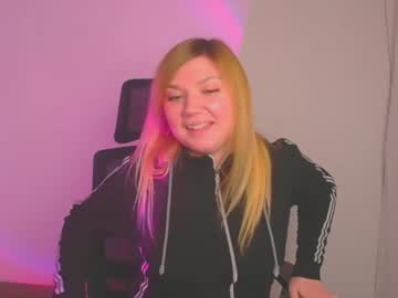 Molly_Moree Chaturbate stream image from January 15, 2025