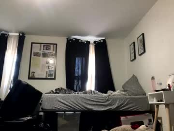 Santapillada Chaturbate stream image from January 15, 2025