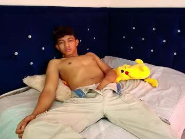 Twinkmilk_ Chaturbate stream image from January 15, 2025
