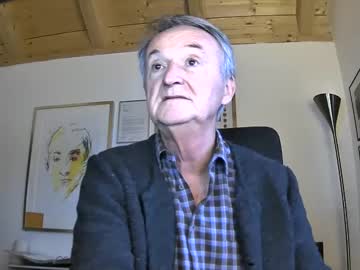 Oneearth Chaturbate stream image from January 15, 2025
