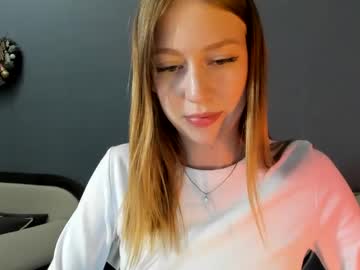 Polihoney Chaturbate stream image from January 15, 2025