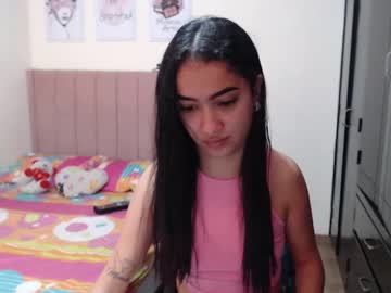 Sarah_Stone15 Chaturbate stream image from January 15, 2025