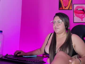 Sarayruiz_ Chaturbate stream image from January 15, 2025