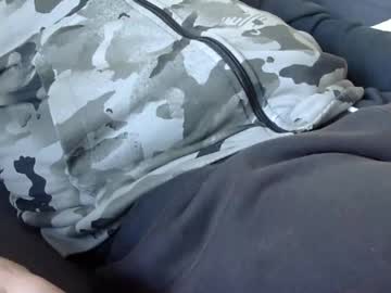 Theartist94000 Chaturbate stream image from January 15, 2025