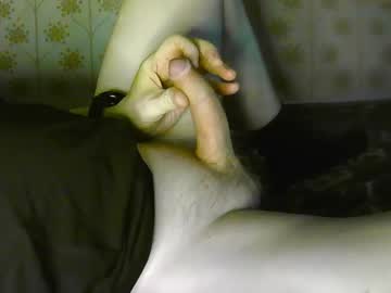 Jellykulli Chaturbate stream image from January 15, 2025