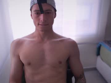 Jamesss____ Chaturbate stream image from January 15, 2025