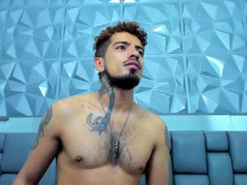 Nicolaverde_ Chaturbate stream image from January 15, 2025