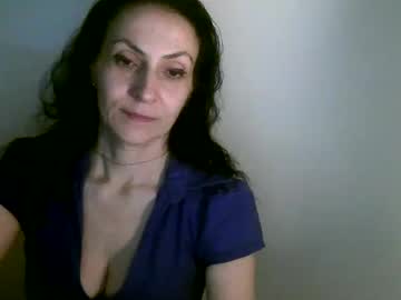 Frankieteasing Chaturbate stream image from January 15, 2025
