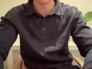 Hungwank95 Chaturbate stream image from January 15, 2025