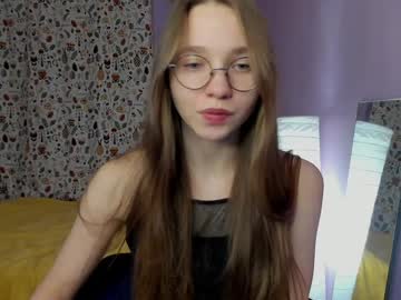 Your_Leslie Chaturbate stream image from January 15, 2025