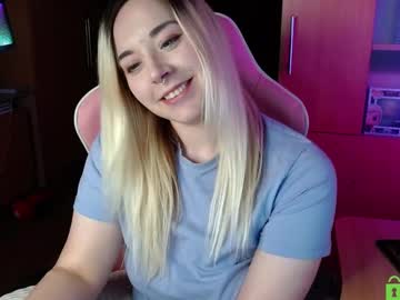 Henta1koi Chaturbate stream image from January 15, 2025