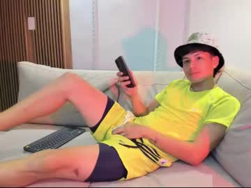 Austinevanss Chaturbate stream image from January 15, 2025
