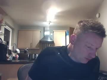 Bathgateboy Chaturbate stream image from January 15, 2025