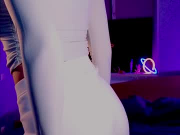 Emily_Sugarboo Chaturbate stream image from January 15, 2025