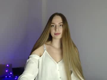 Femkedejager Chaturbate stream image from January 15, 2025