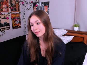 Edytharbold Chaturbate stream image from January 15, 2025