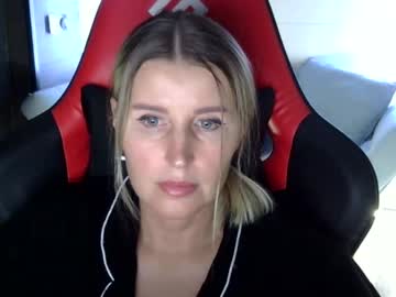 Emily_Nelson Chaturbate stream image from January 15, 2025