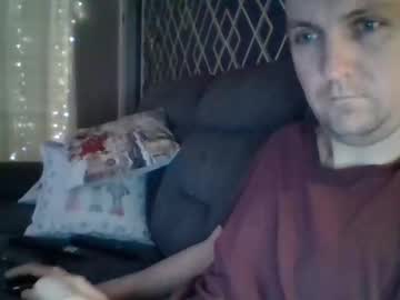 Hotuk86 Chaturbate stream image from January 15, 2025