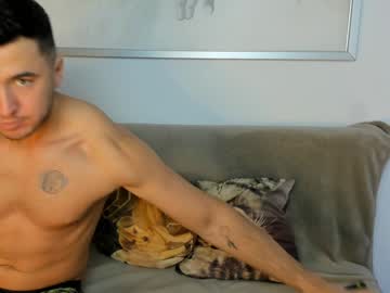Paulblack021 Chaturbate stream image from January 15, 2025