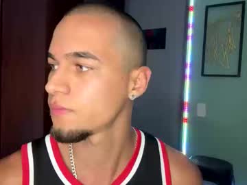 Dom_Latinmaster Chaturbate stream image from January 15, 2025