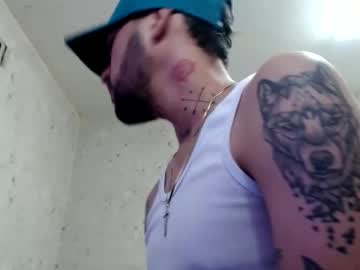 Elkoki_40 Chaturbate stream image from January 15, 2025
