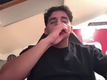 Raes69 Chaturbate stream image from January 15, 2025