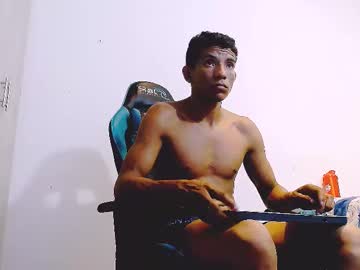 Latinsgroup67 Chaturbate stream image from January 15, 2025