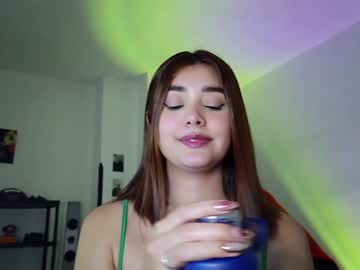 Lilith_Cruzz Chaturbate stream image from January 15, 2025