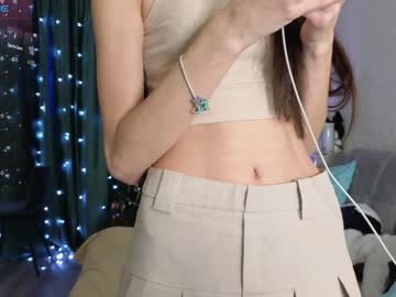 Golden_Bag Chaturbate stream image from January 16, 2025