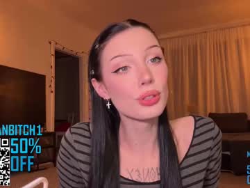 Evelynforever Chaturbate stream image from January 16, 2025