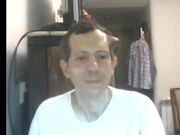 Lucianoaxel Chaturbate stream image from January 16, 2025