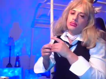 Pinkpillbambi Chaturbate stream image from January 16, 2025