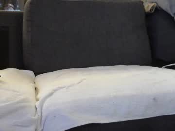 Issazorro Chaturbate stream image from January 16, 2025