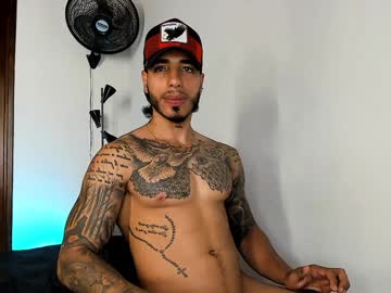 Jakee_Brown Chaturbate stream image from January 16, 2025